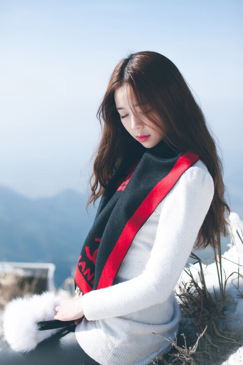 开云网页-“胡利安·门德斯：阿根廷美洲狮队的快速突破者，未来崭露头角”  第1张